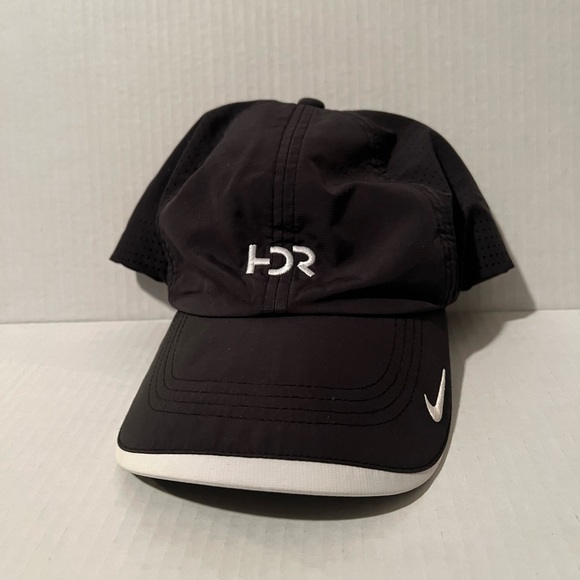 Nike Golf Breathable Hat - Picture 1 of 8